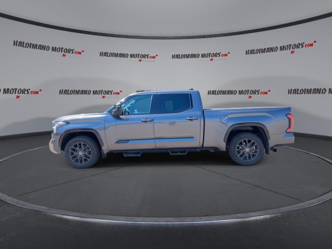 2022 Toyota Tundra Platinum Crewmax 6.5' 4x4 | No Accidents | All Vent. Seats Photo4