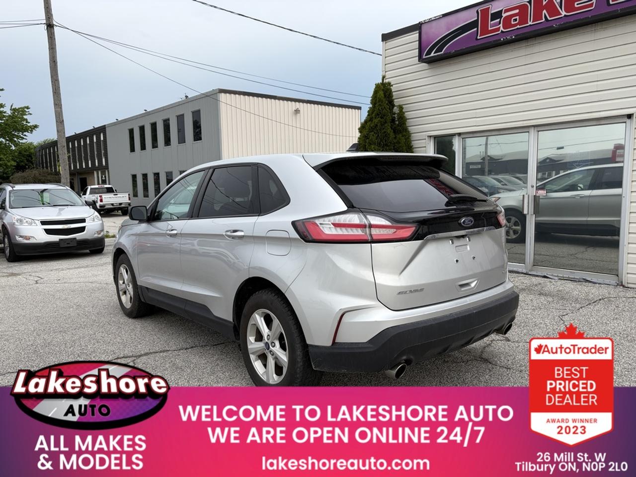 2019 Ford Edge SE AWD Photo2