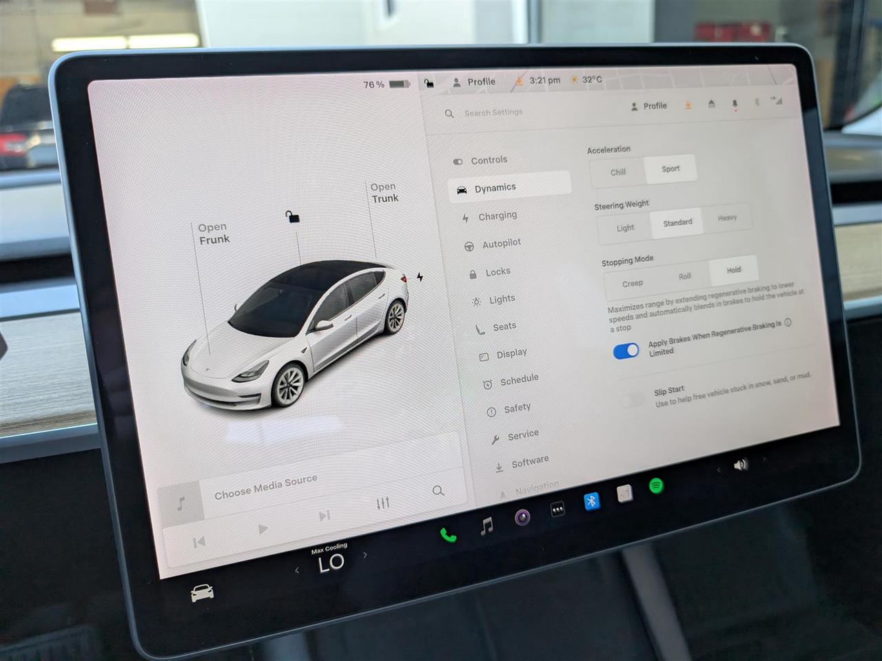 2022 Tesla Model 3 LONG RANGE AWD - DUAL MOTOR Photo