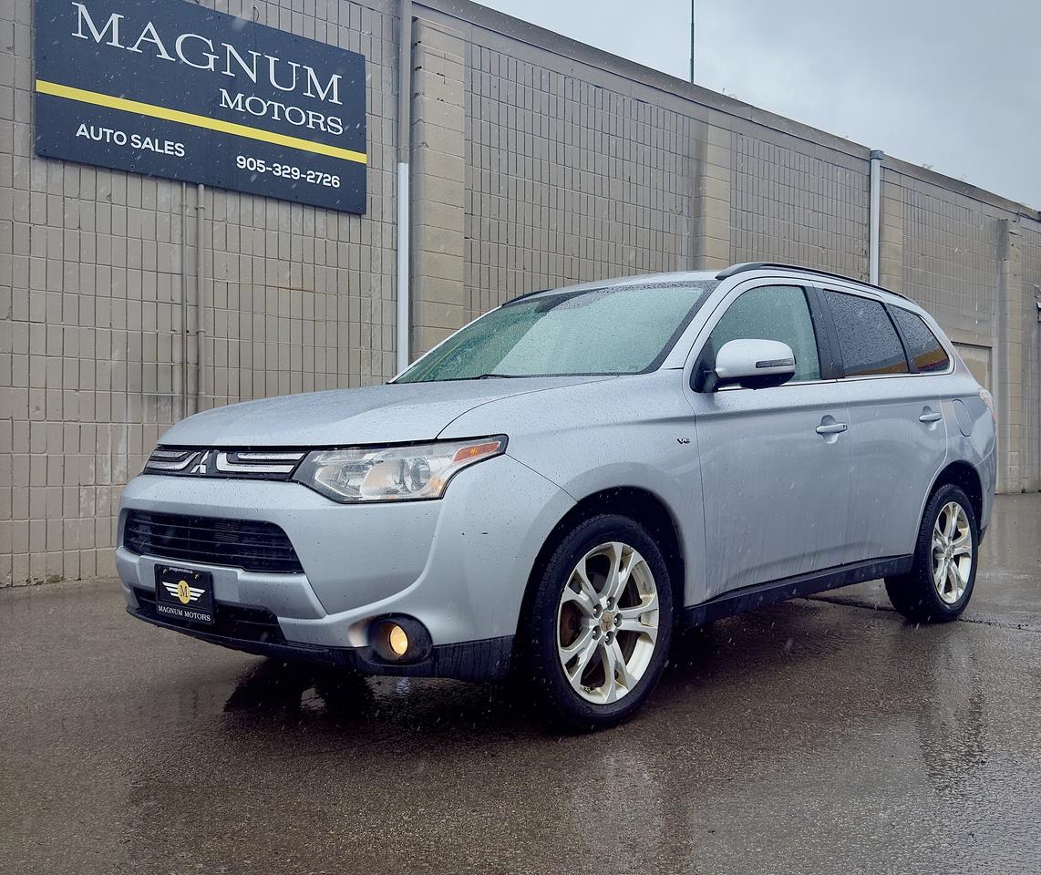 2014 Mitsubishi Outlander GT - NO ACCIDENTS Photo