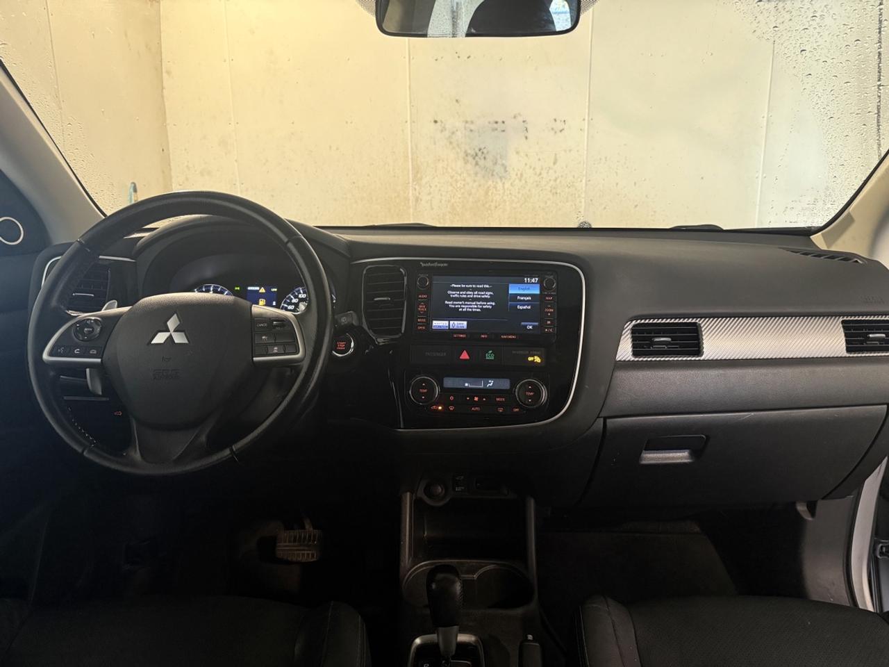 2014 Mitsubishi Outlander GT - NO ACCIDENTS Photo