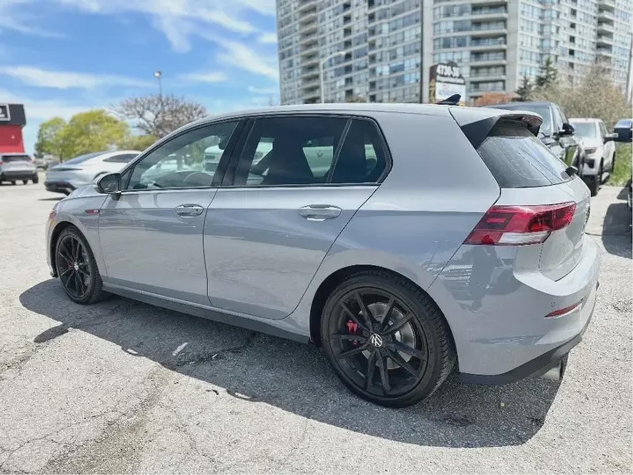 2024 Volkswagen Golf GTI S Photo