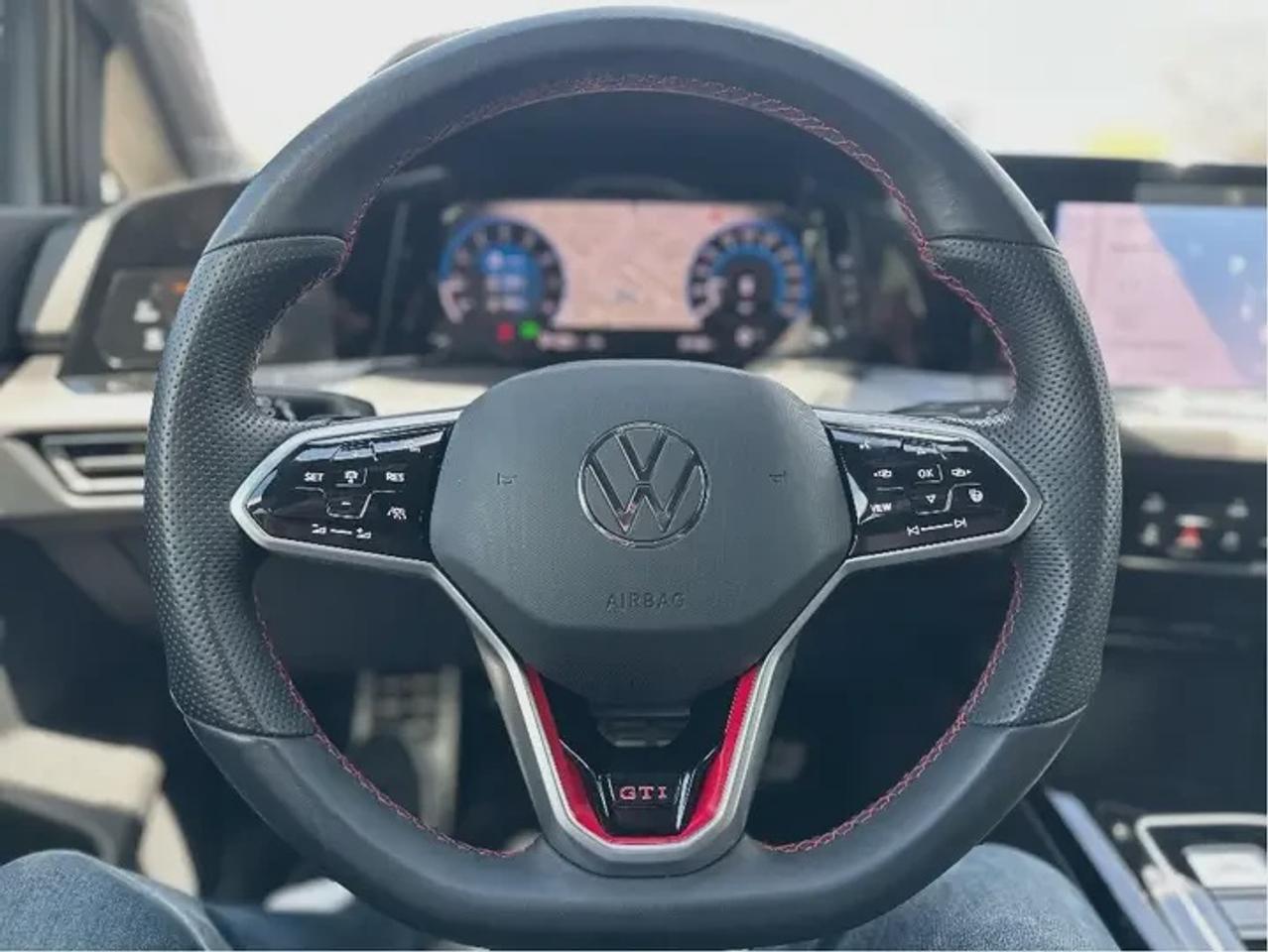 2024 Volkswagen Golf GTI S Photo