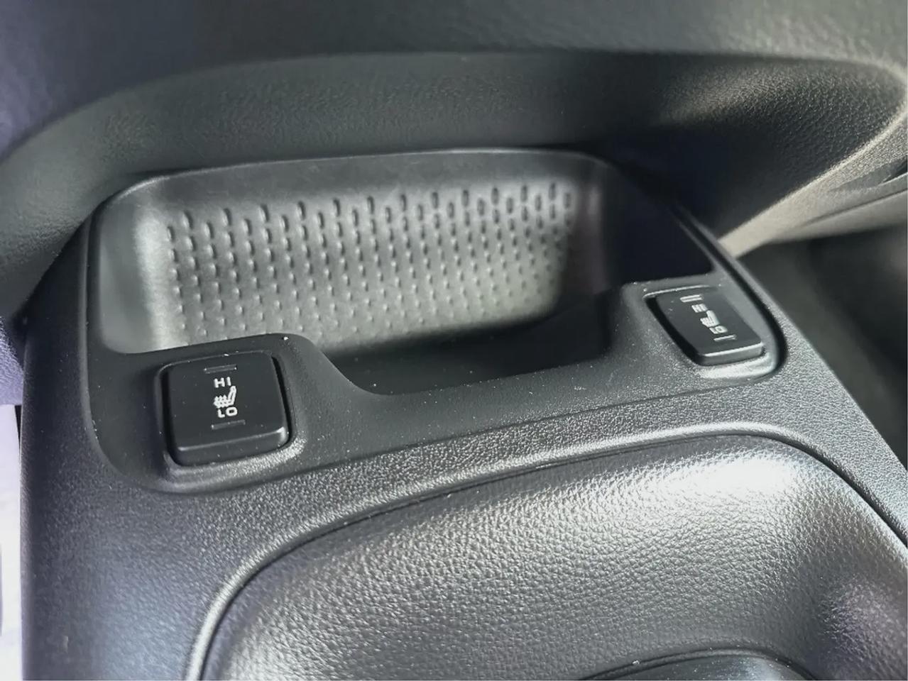 2025 Toyota Corolla LE Photo