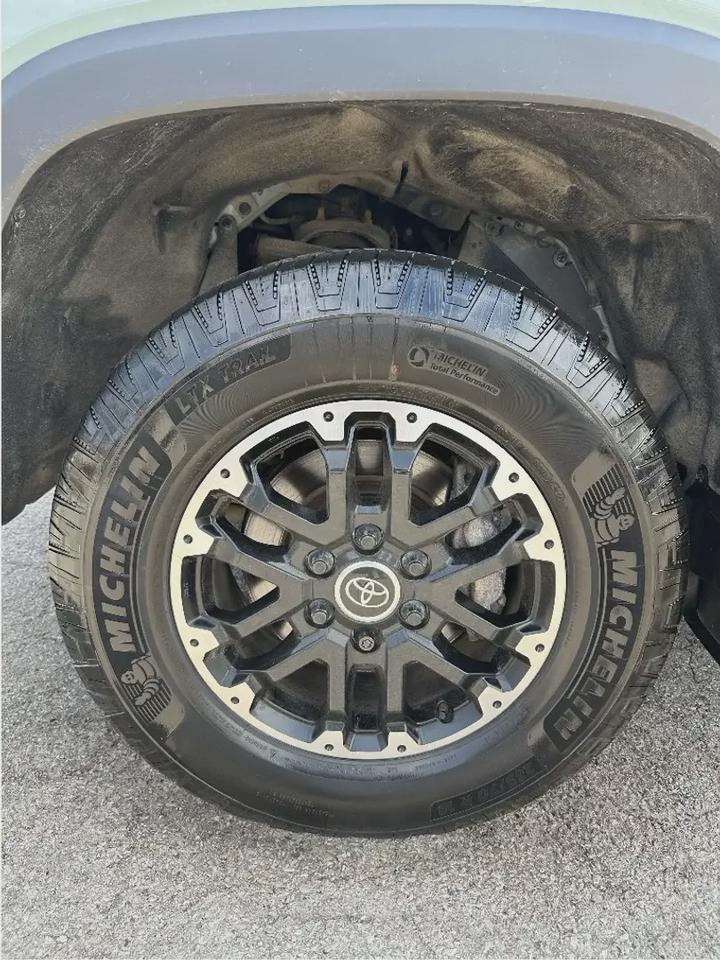 2024 Toyota Tundra TRD OFF ROAD Photo