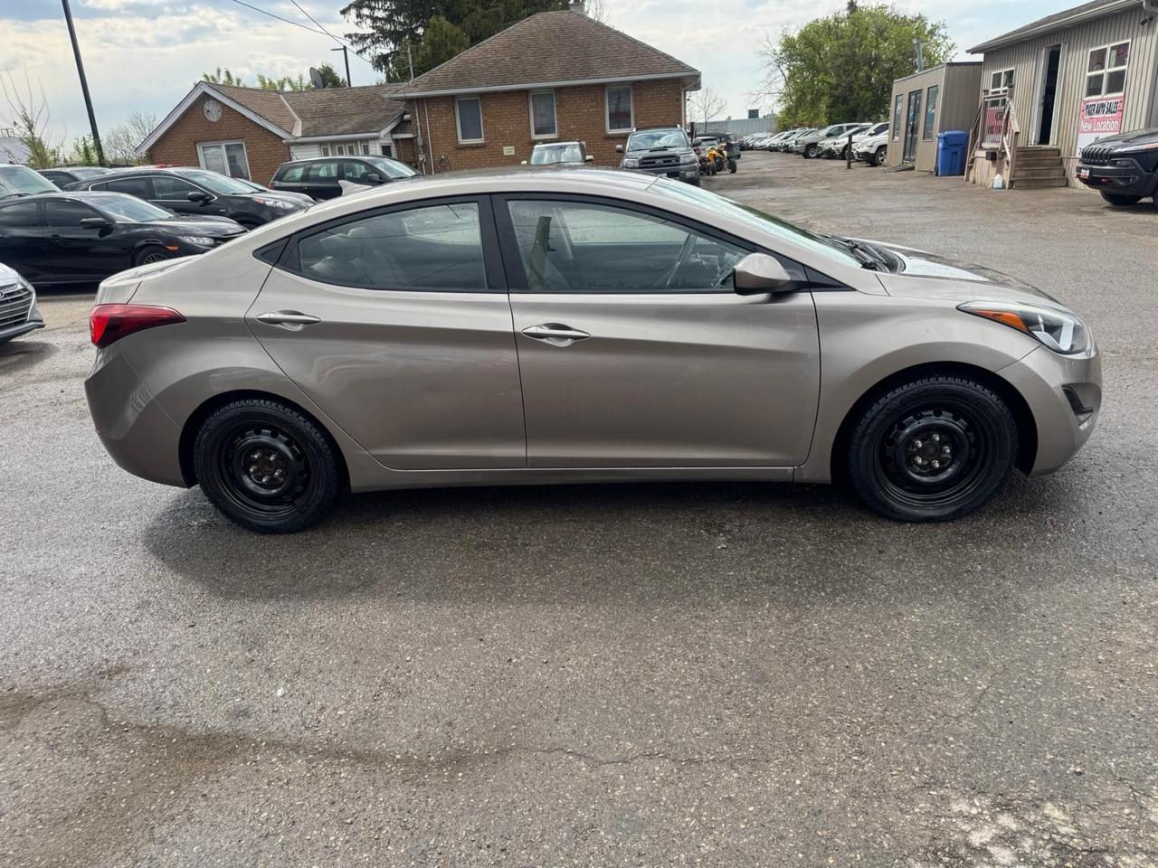 2014 Hyundai Elantra GL, WELL MAINTAINED, ONLY 171KMS, CERTIFIED Photo