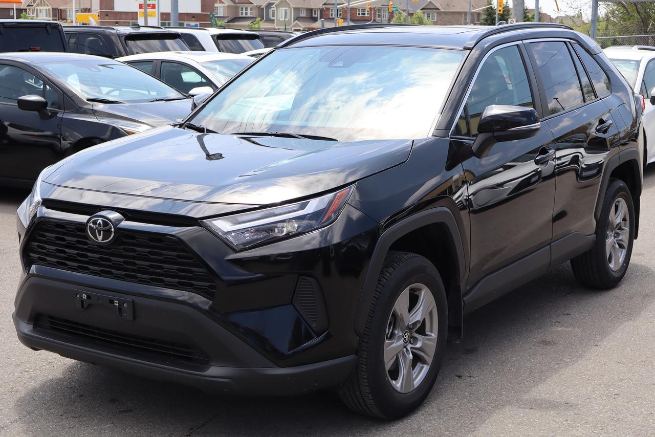 2025 Toyota RAV4 XLE Photo