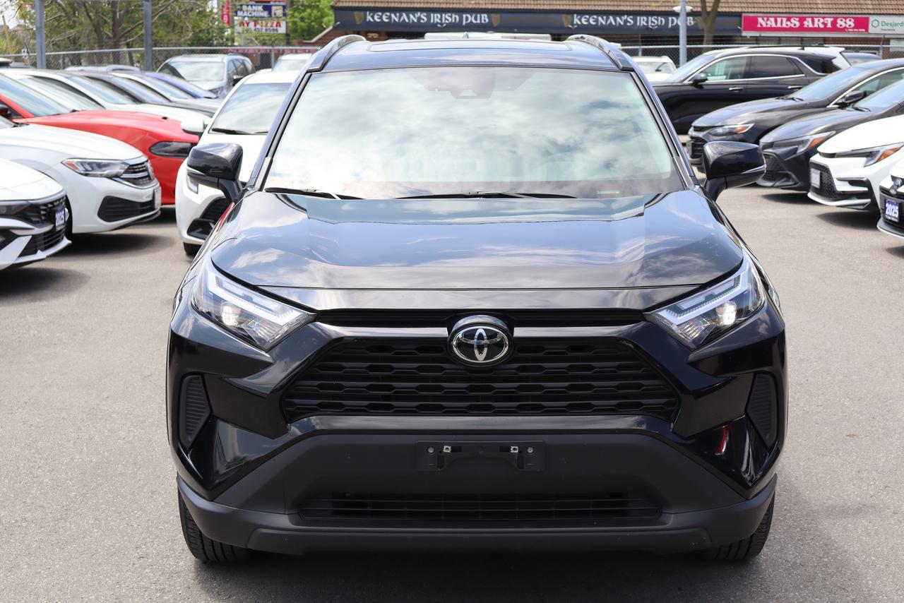 2025 Toyota RAV4 XLE Photo