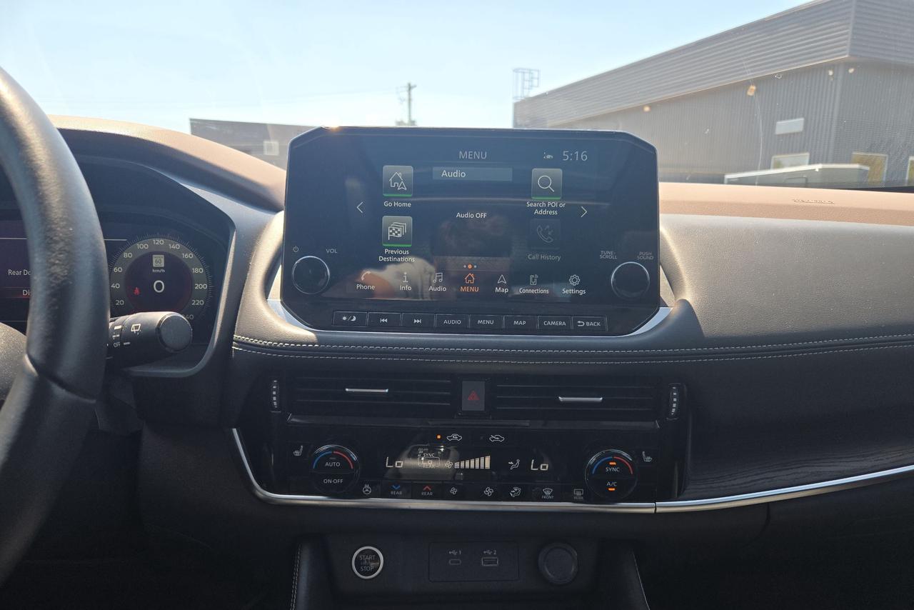 2021 Nissan Rogue Platinum Photo