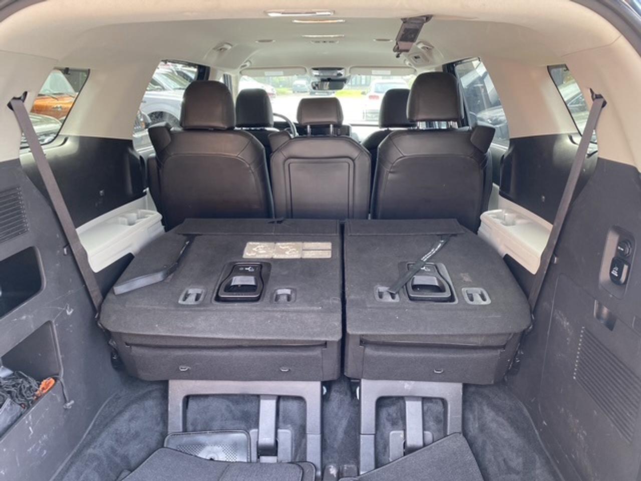 2022 Kia Carnival EX FWD Photo