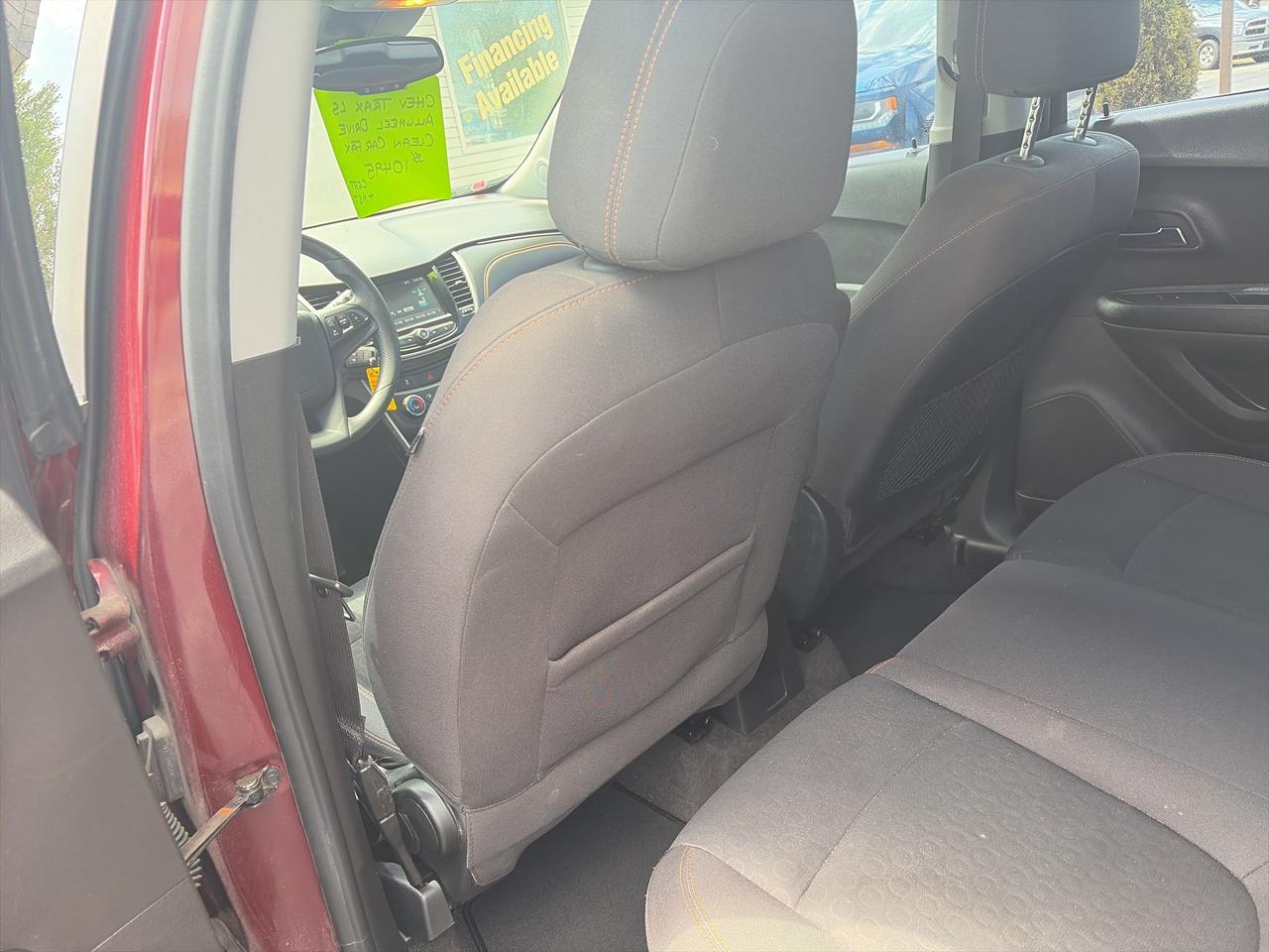 2017 Chevrolet Trax LS-AWD-CLEAN CARFAX Photo
