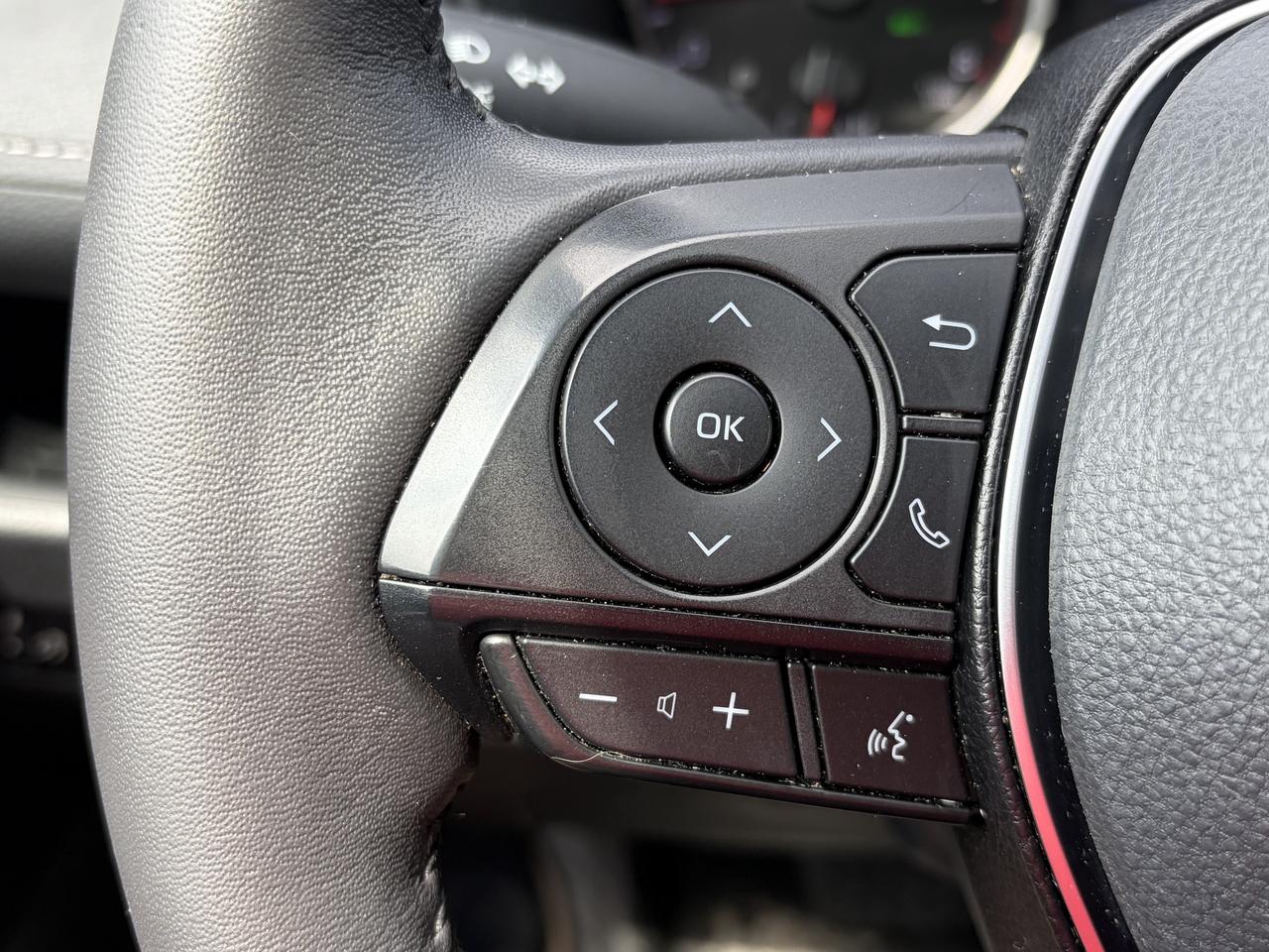 2022 Toyota RAV4 XLE AWD Photo