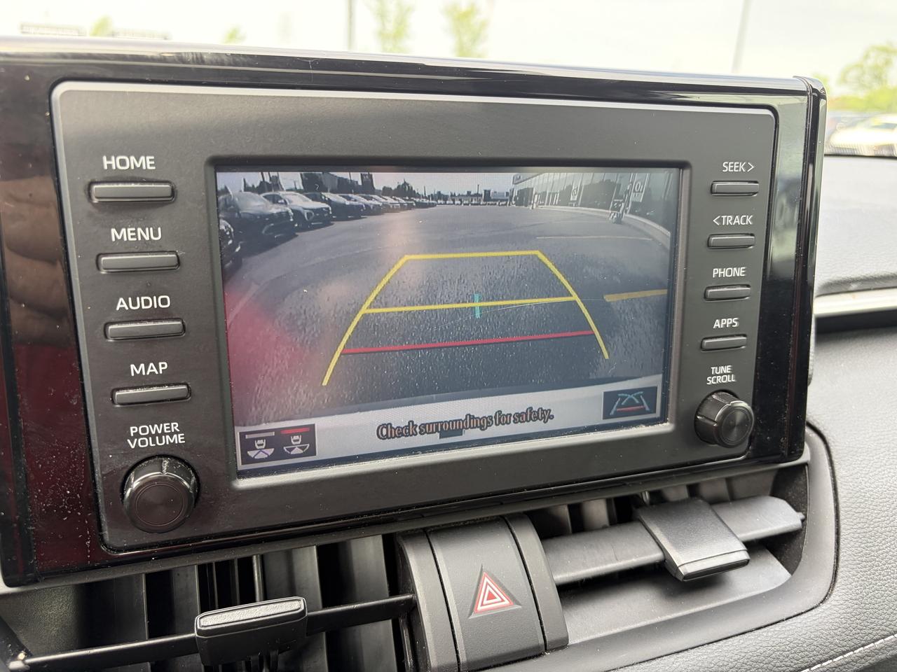 2022 Toyota RAV4 XLE AWD Photo