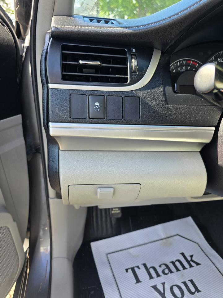 2014 Toyota Camry LE Photo