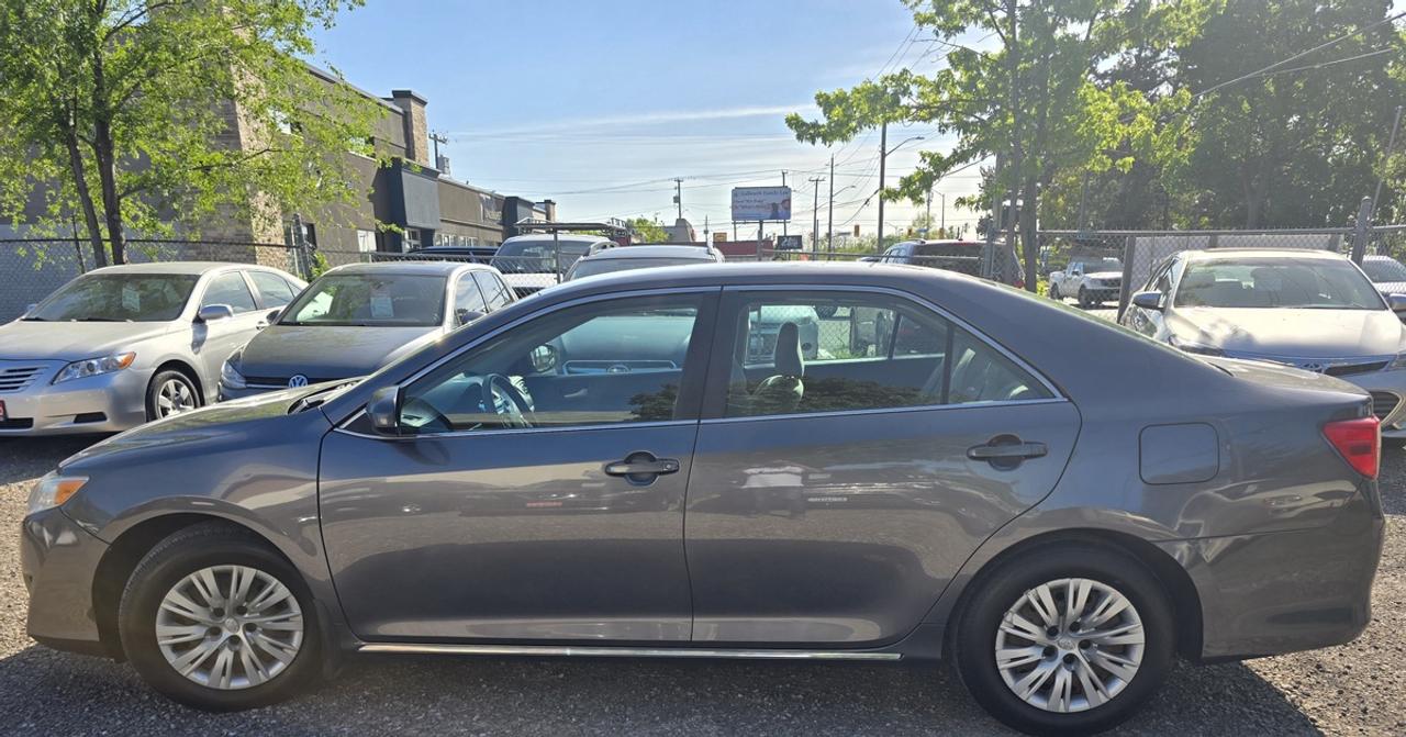 2014 Toyota Camry LE Photo