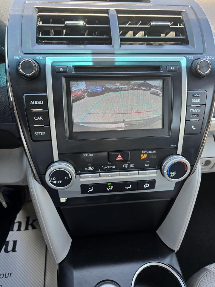 2014 Toyota Camry LE Photo