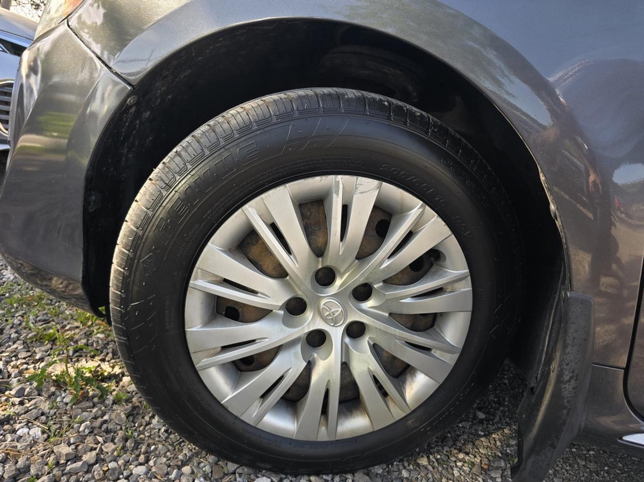 2014 Toyota Camry LE Photo