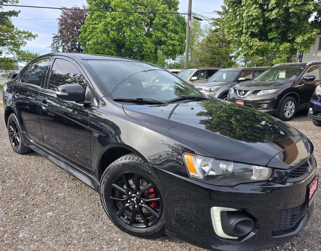 2017 Mitsubishi Lancer ES Photo