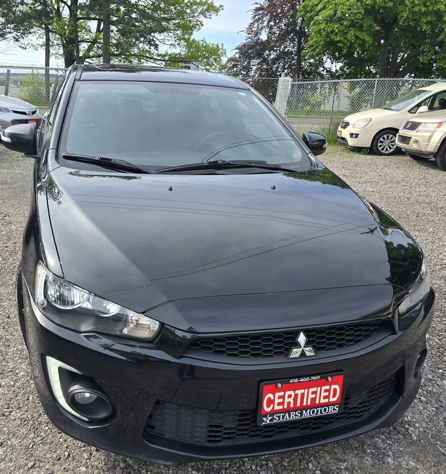 2017 Mitsubishi Lancer ES Photo