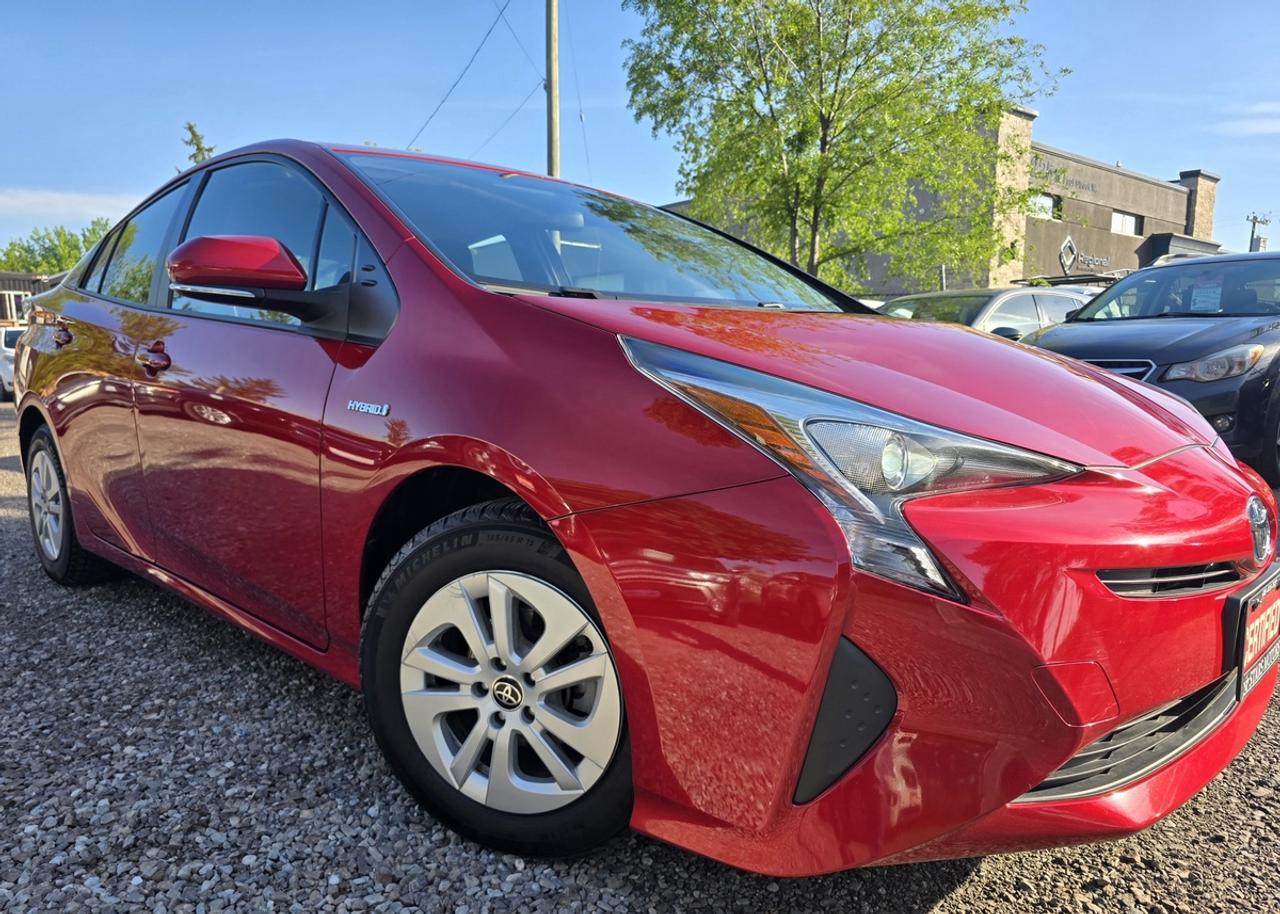 2016 Toyota Prius Hybrid Photo