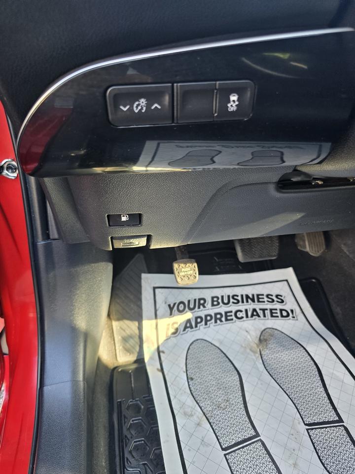 2016 Toyota Prius Hybrid Photo