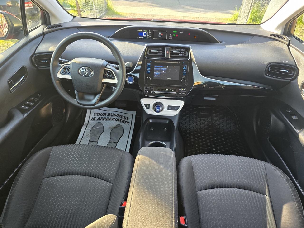 2016 Toyota Prius Hybrid Photo