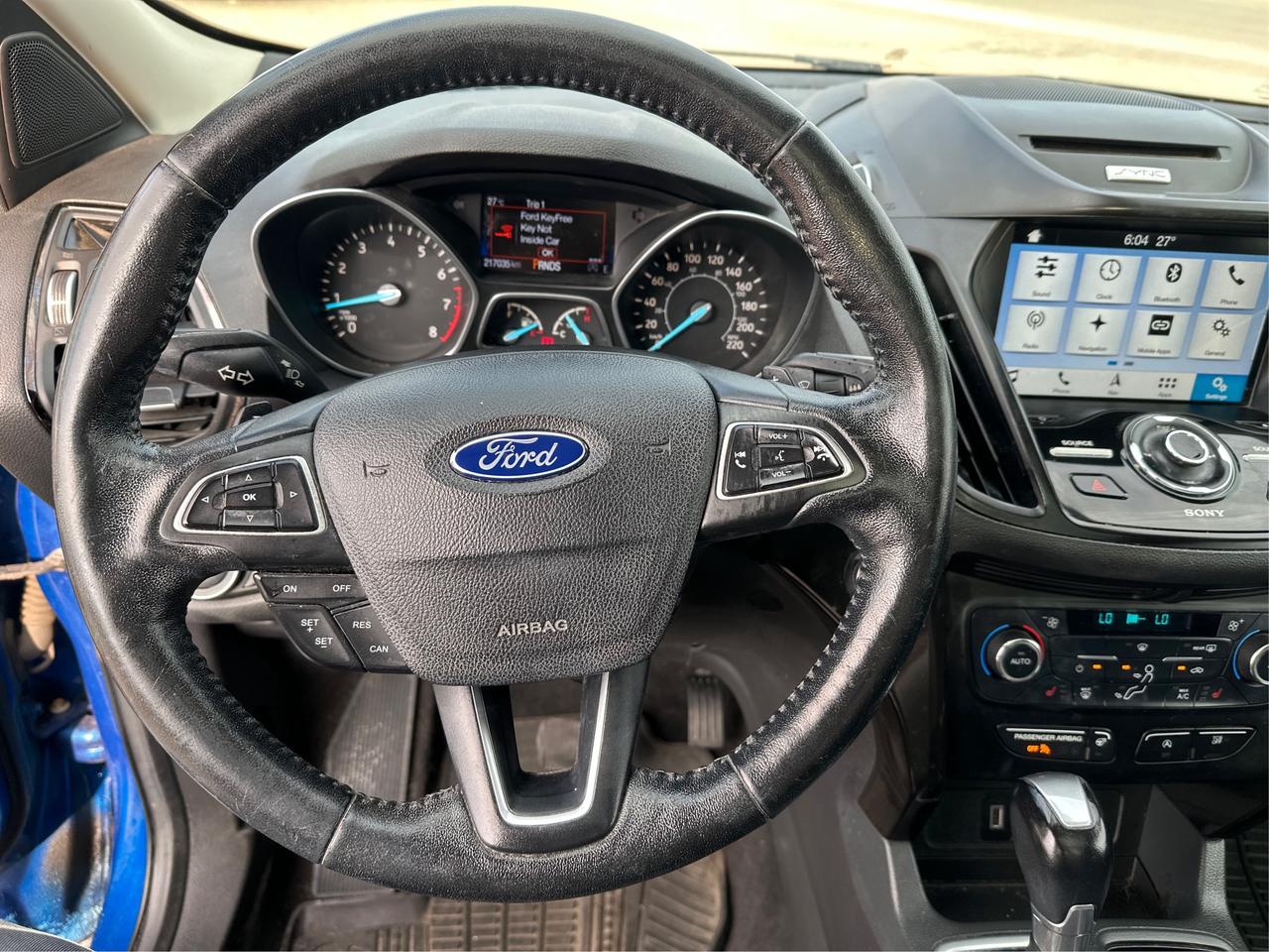 2017 Ford Escape Titanium Photo
