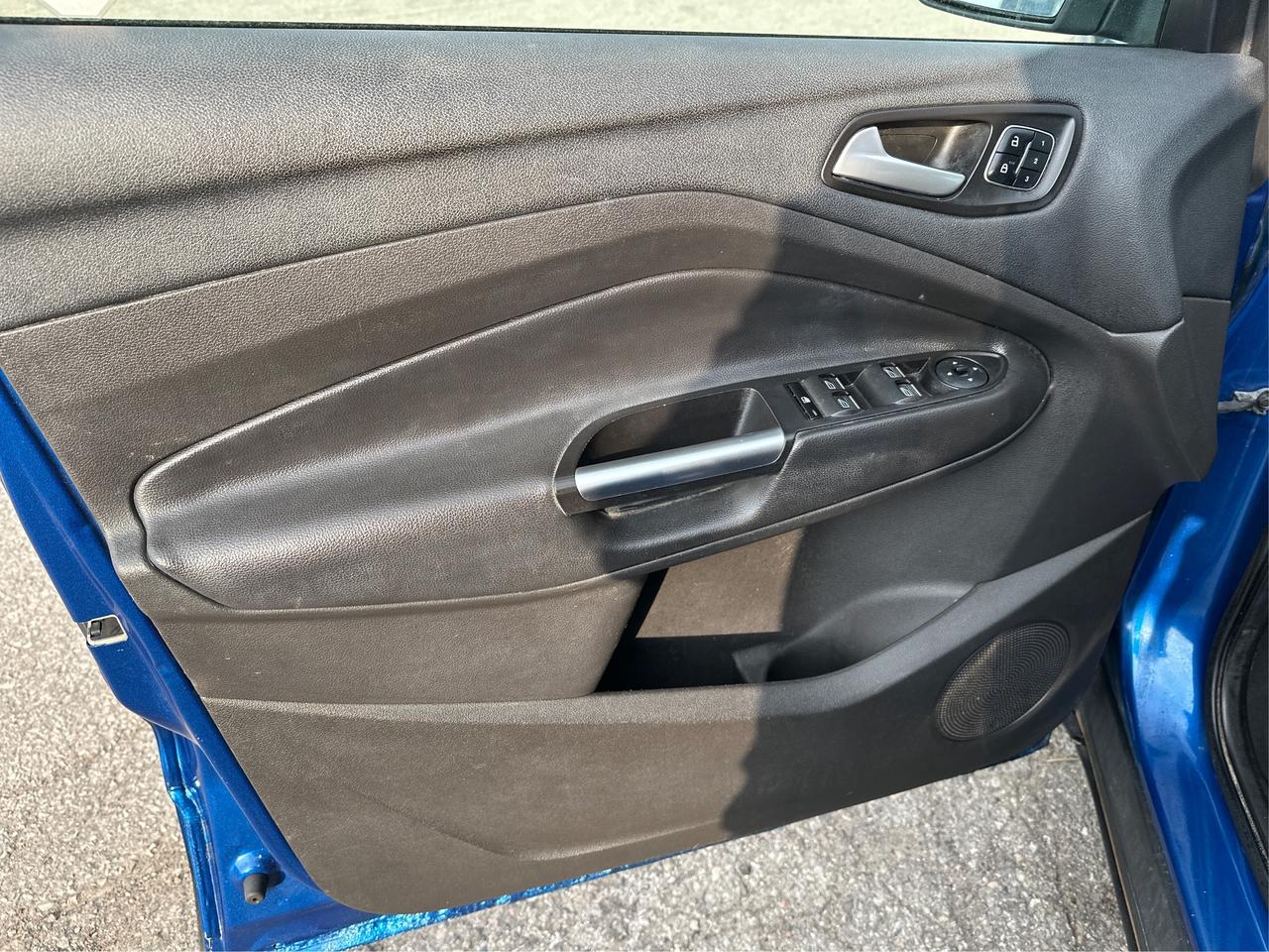 2017 Ford Escape Titanium Photo