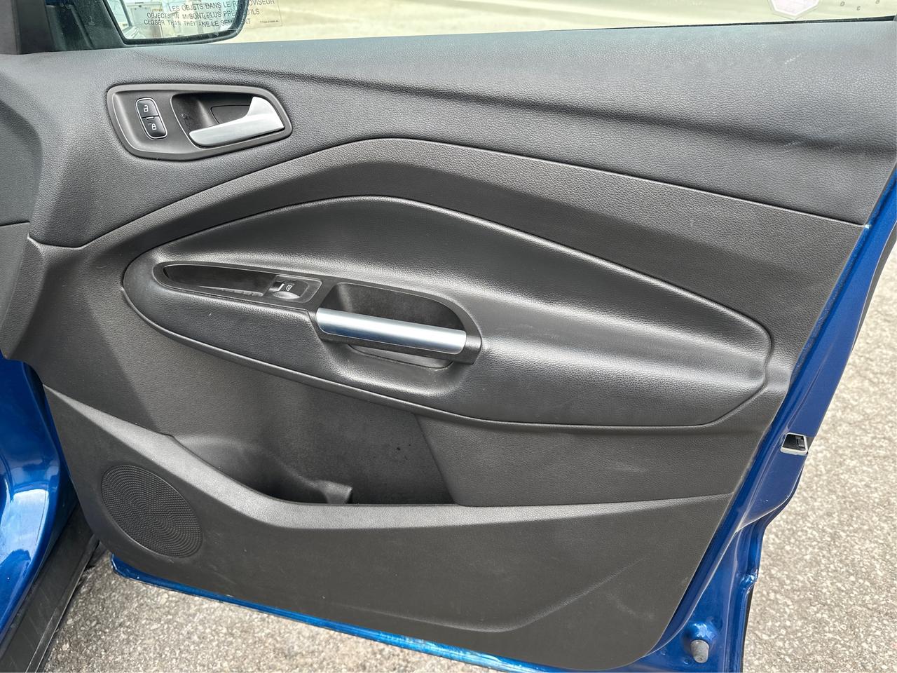 2017 Ford Escape Titanium Photo
