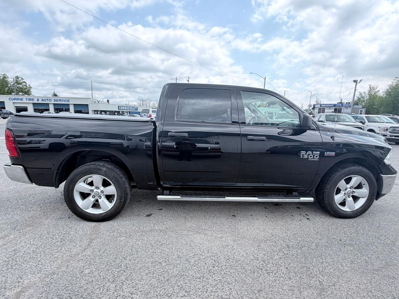 2020 RAM 1500 Classic Tradesman Crew Cab SHORT BED 4WD Photo