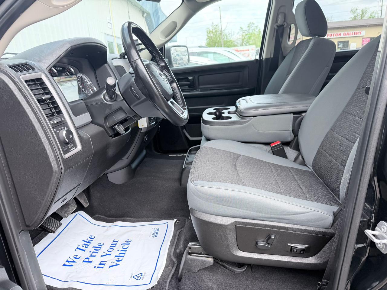 2020 RAM 1500 Classic Tradesman Crew Cab SHORT BED 4WD Photo