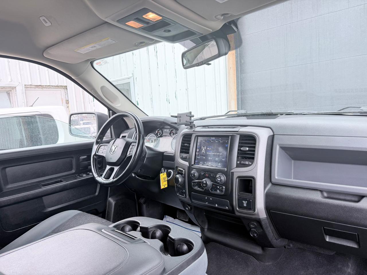 2020 RAM 1500 Classic Tradesman Crew Cab SHORT BED 4WD Photo