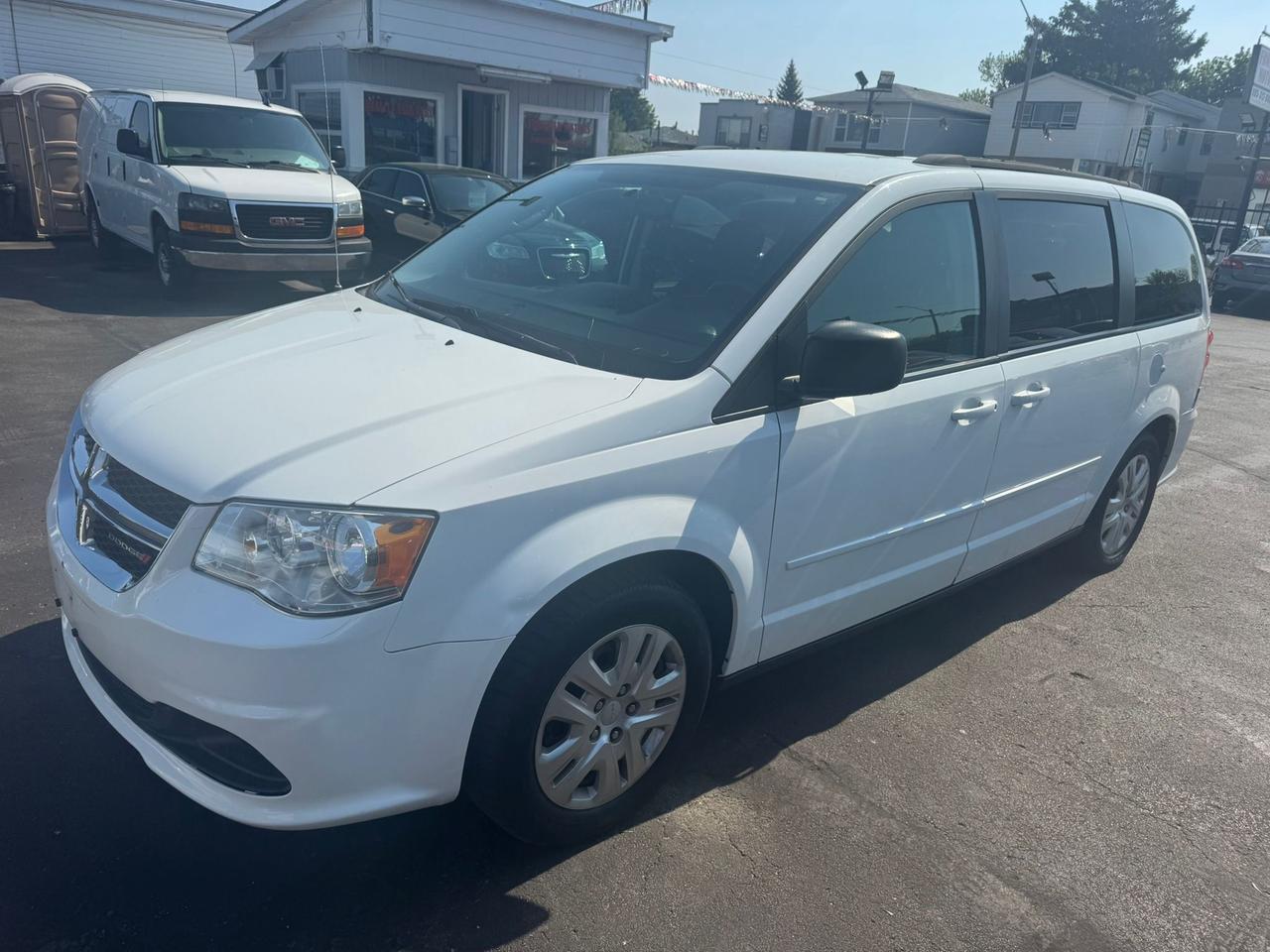2017 Dodge Grand Caravan SE Photo