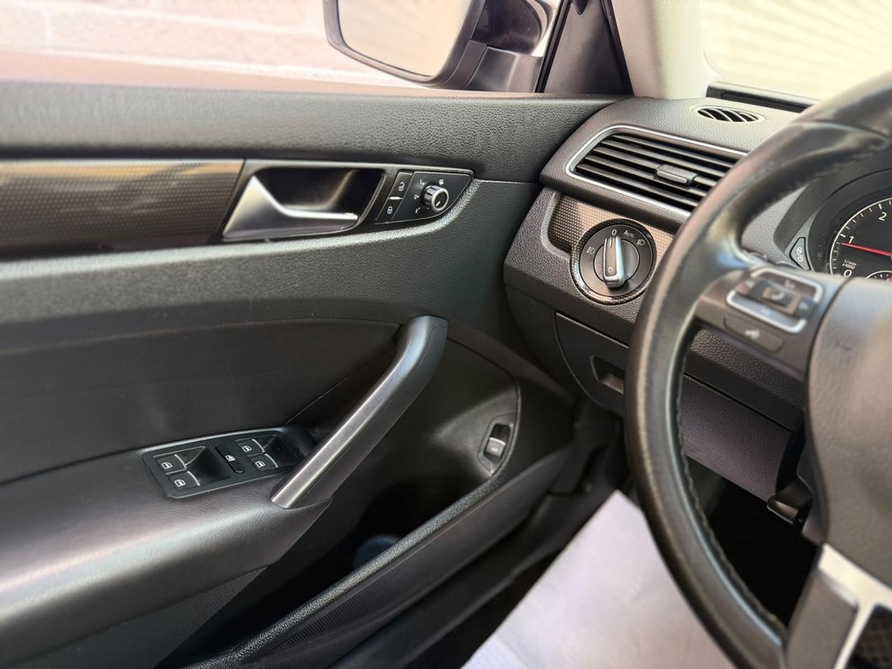 2014 Volkswagen Passat COMFORTLINE Photo