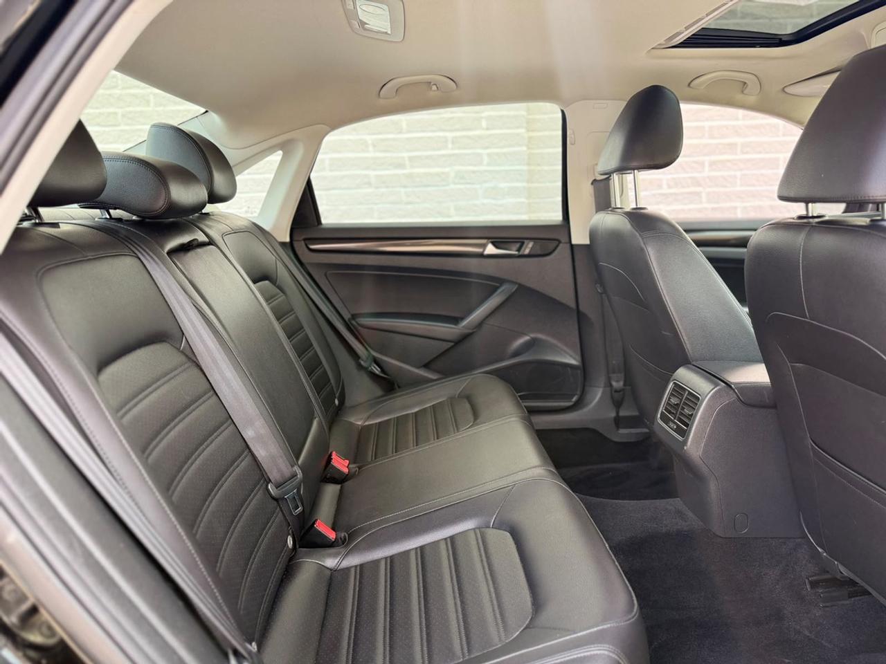 2014 Volkswagen Passat COMFORTLINE Photo