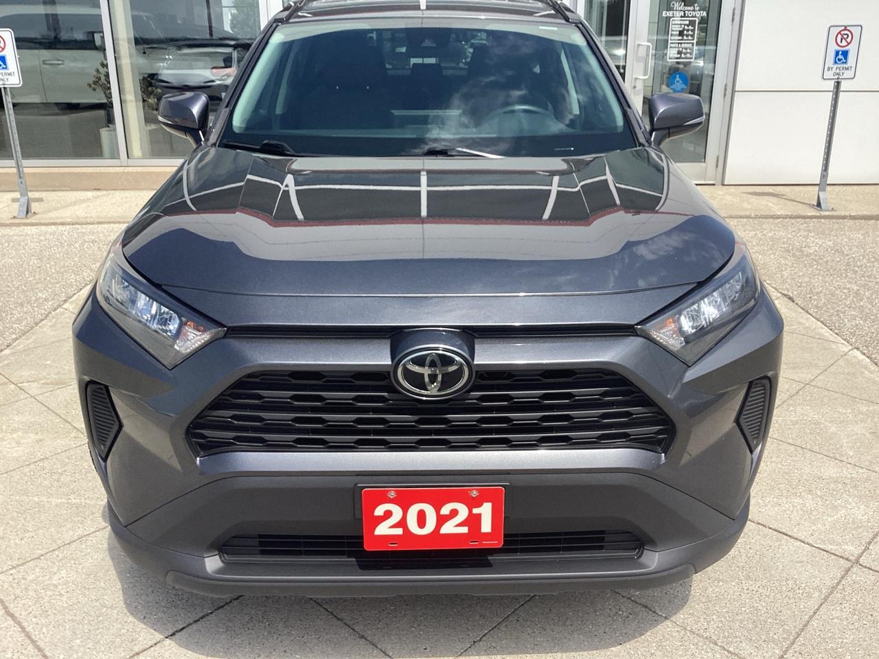 2021 Toyota RAV4 LE AWD Photo