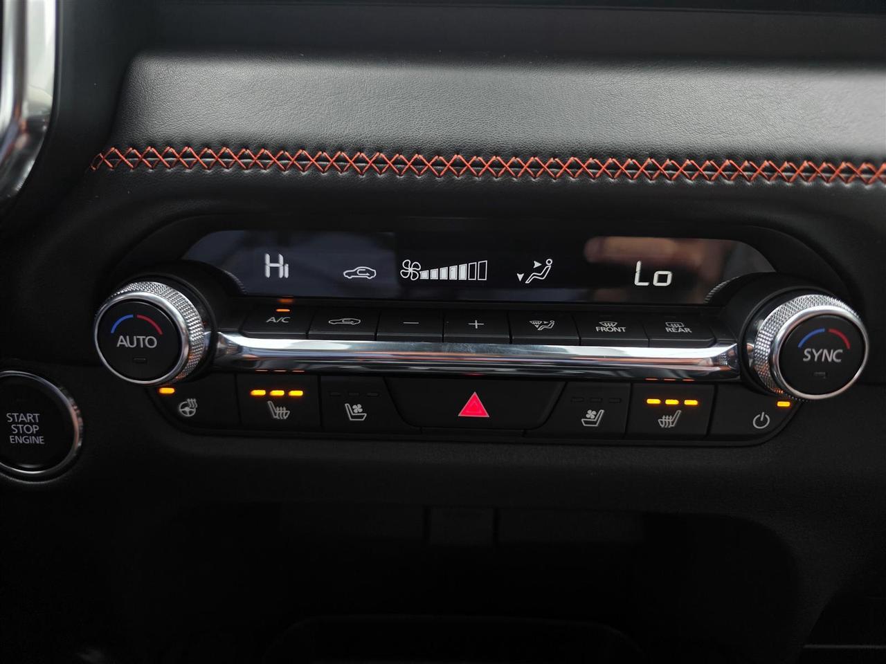2025 Mazda CX-50 CPO 3.95% LOW LOW KM MERIDIAN EDITION Photo