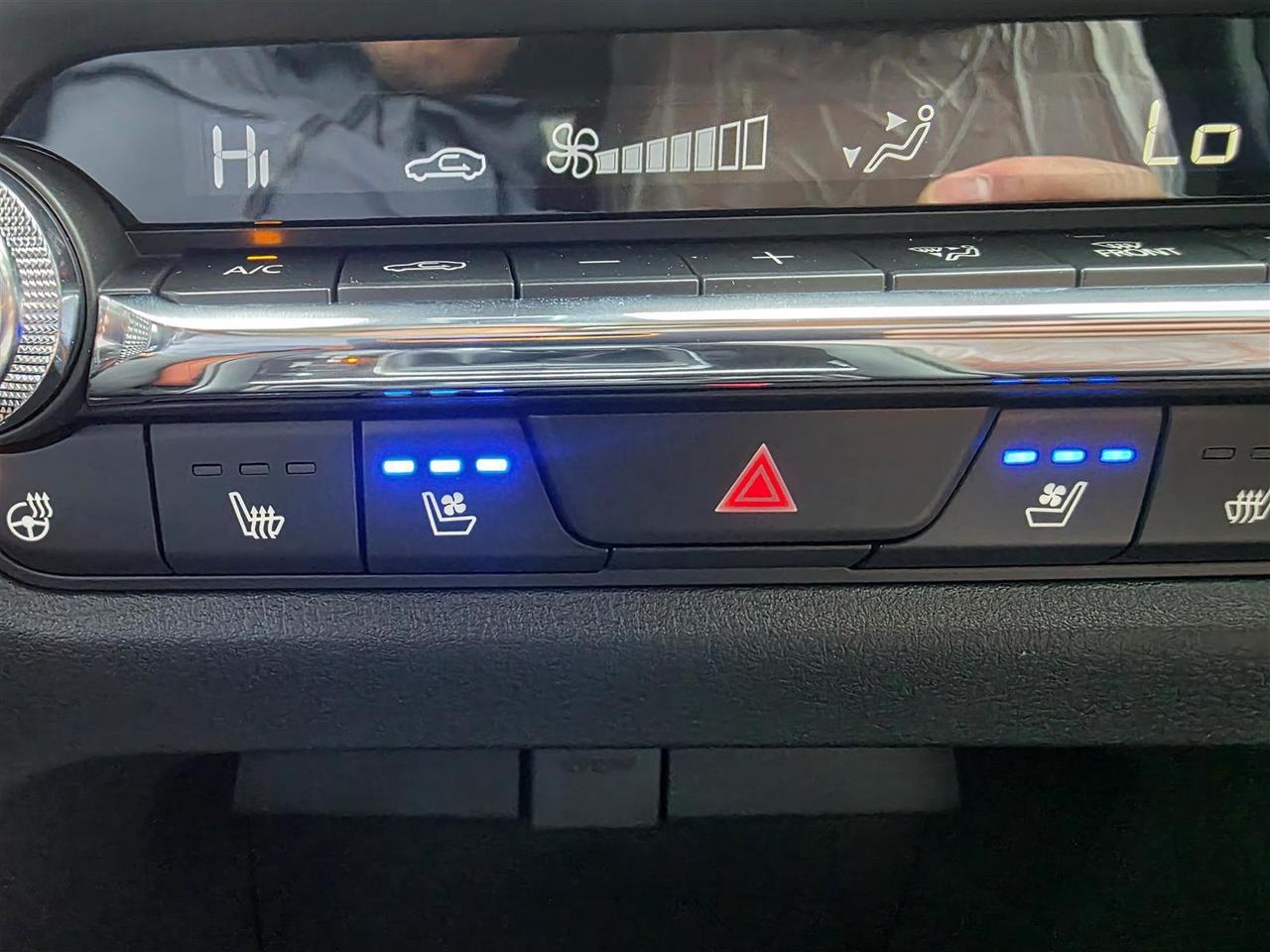 2025 Mazda CX-50 CPO 3.95% LOW LOW KM MERIDIAN EDITION Photo