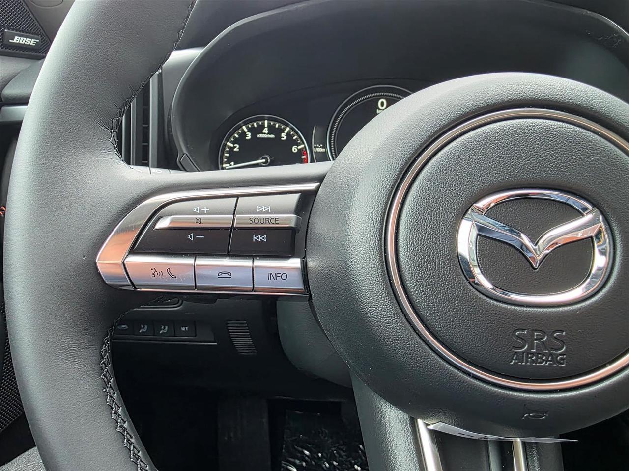 2025 Mazda CX-50 CPO 3.95% LOW LOW KM MERIDIAN EDITION Photo
