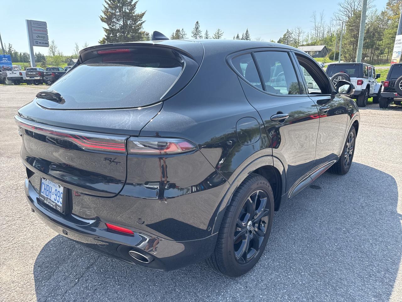 2024 Dodge Hornet R/T Plus -htd/vented seats - highway assist Photo