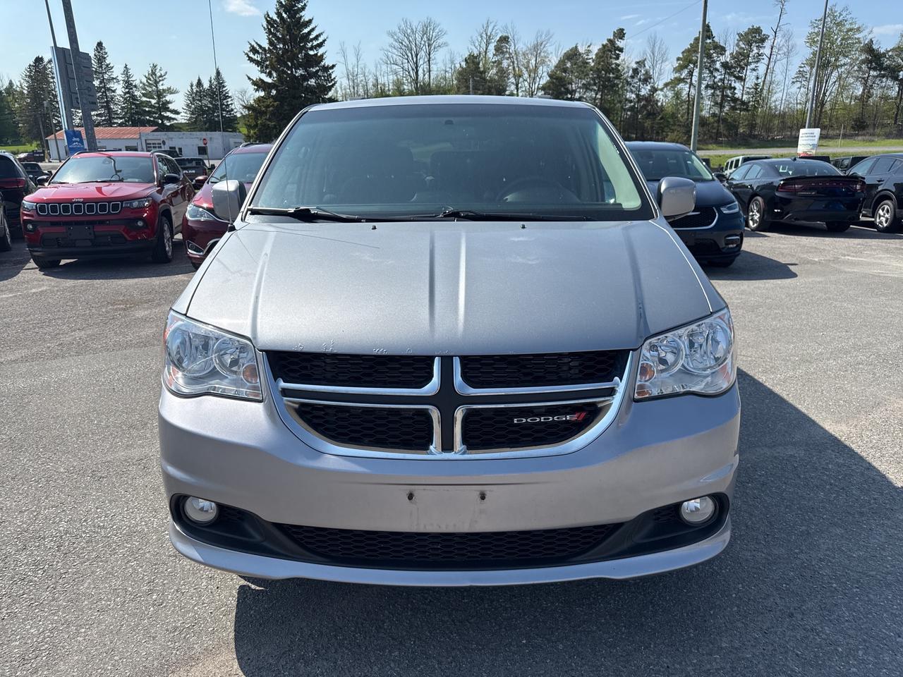 2014 Dodge Grand Caravan Crew Photo