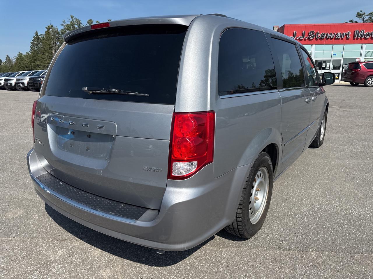 2014 Dodge Grand Caravan Crew Photo
