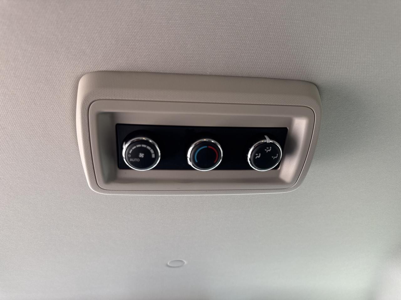 2014 Dodge Grand Caravan Crew Photo