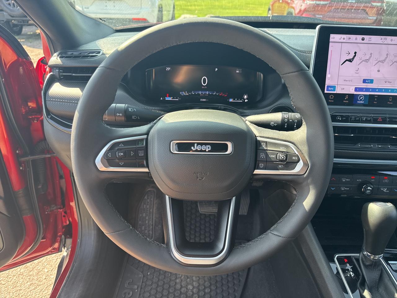 2025 Jeep Compass Altitude - htd leather seats - adaptive cruise Photo