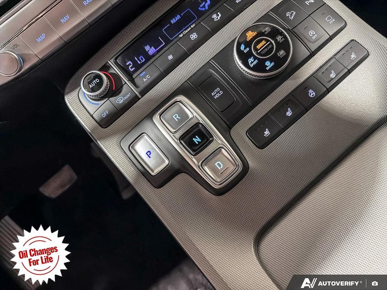 2020 Hyundai PALISADE Luxury 7-Passenger AWD Photo
