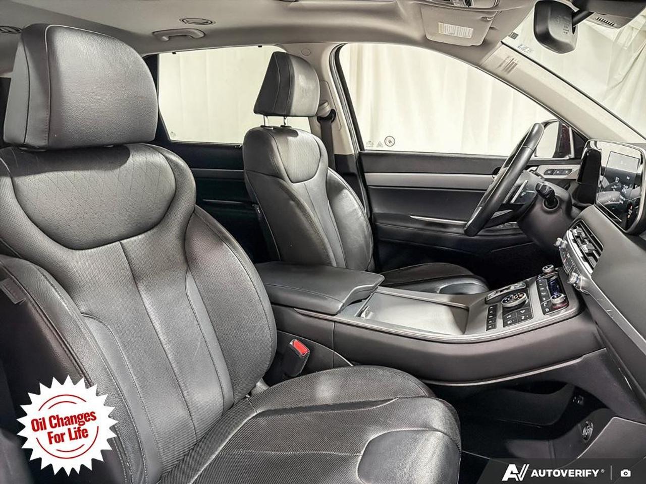 2020 Hyundai PALISADE Luxury 7-Passenger AWD Photo