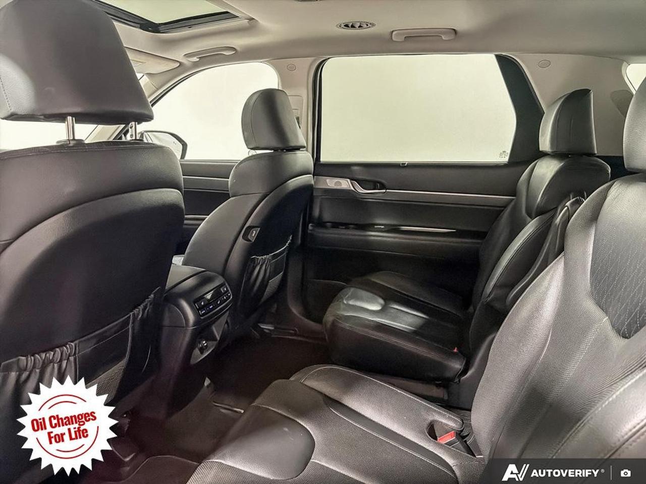 2020 Hyundai PALISADE Luxury 7-Passenger AWD Photo