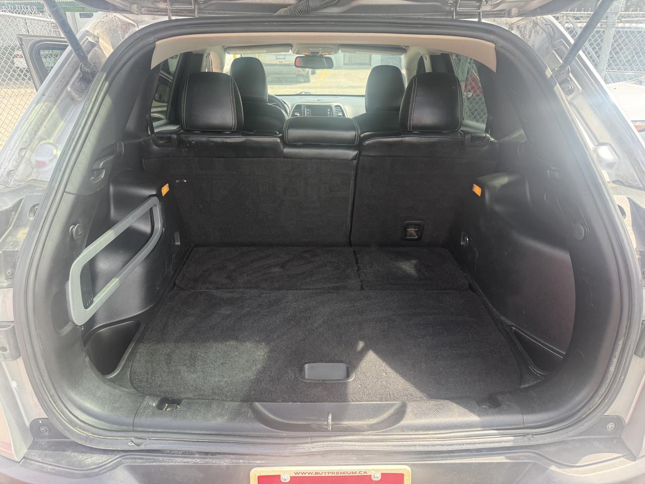 2015 Jeep Cherokee *** 3 YEAR WARRANTY INCLUDED *** Photo