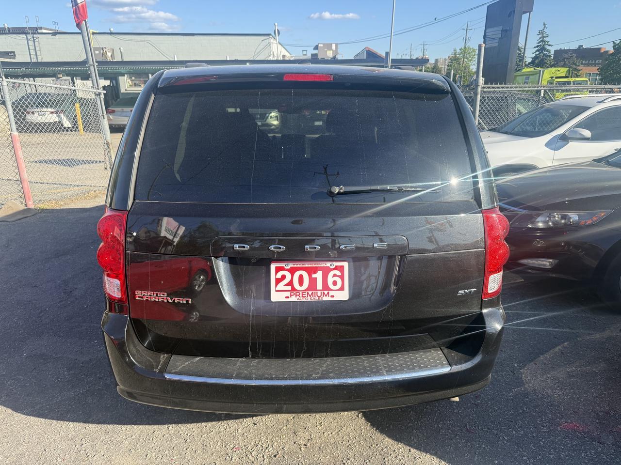 2016 Dodge Grand Caravan *** 3 YEAR WARRANTY INCLUDED *** Photo