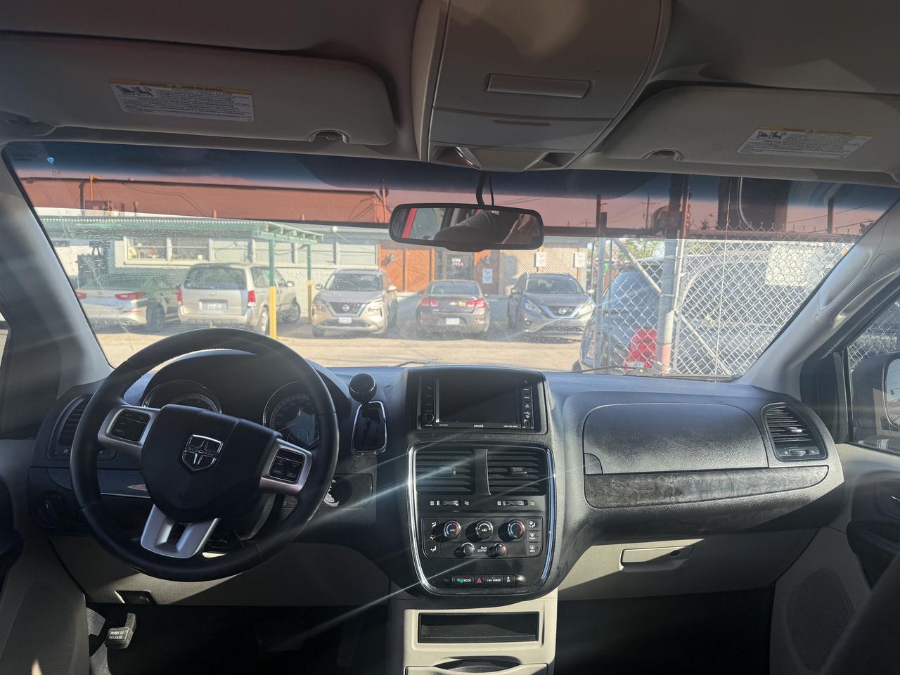 2016 Dodge Grand Caravan *** 3 YEAR WARRANTY INCLUDED *** Photo